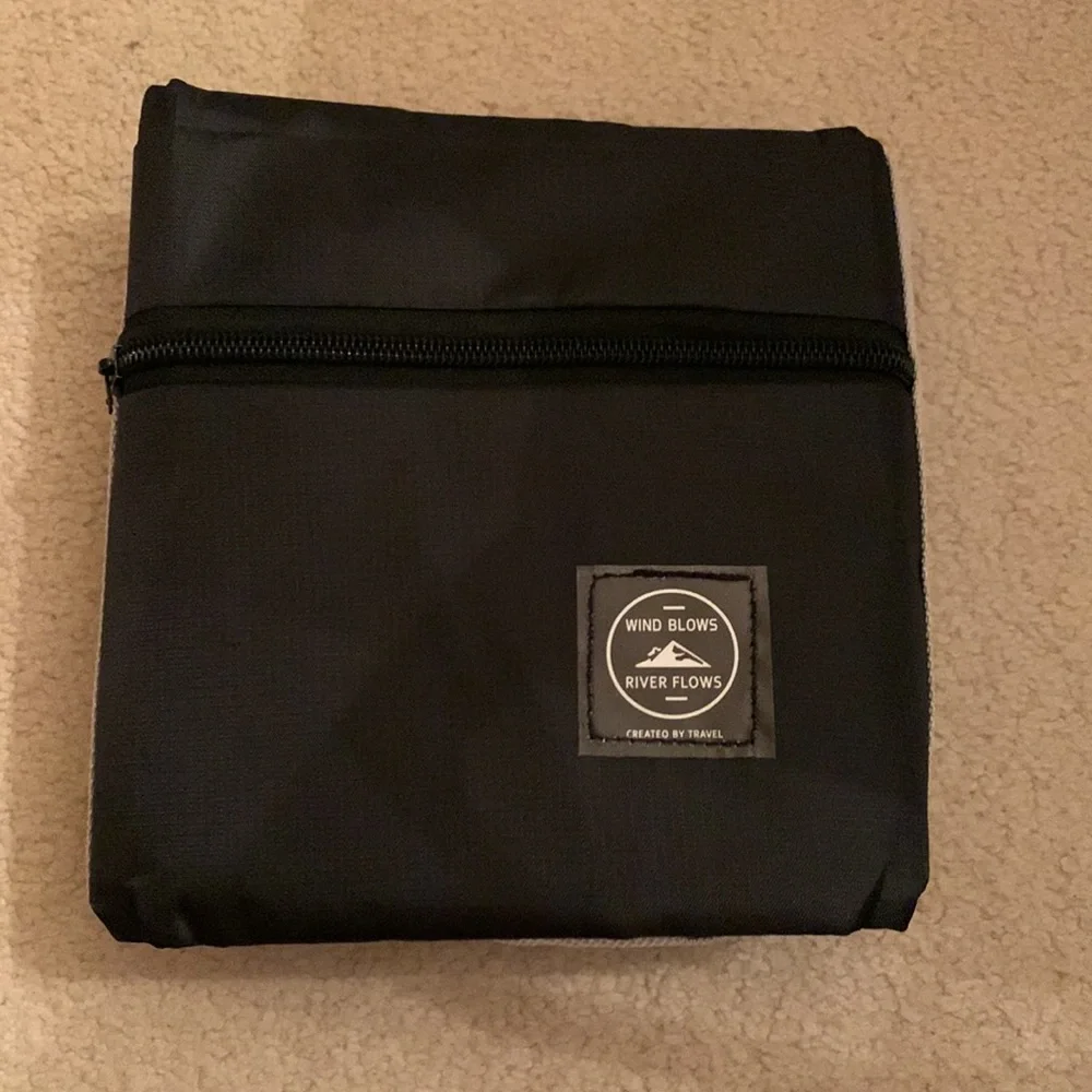 Packable folding duffel bag travel
